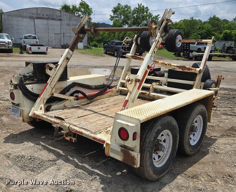 image for item DW7080 2009 Larson reel trailer