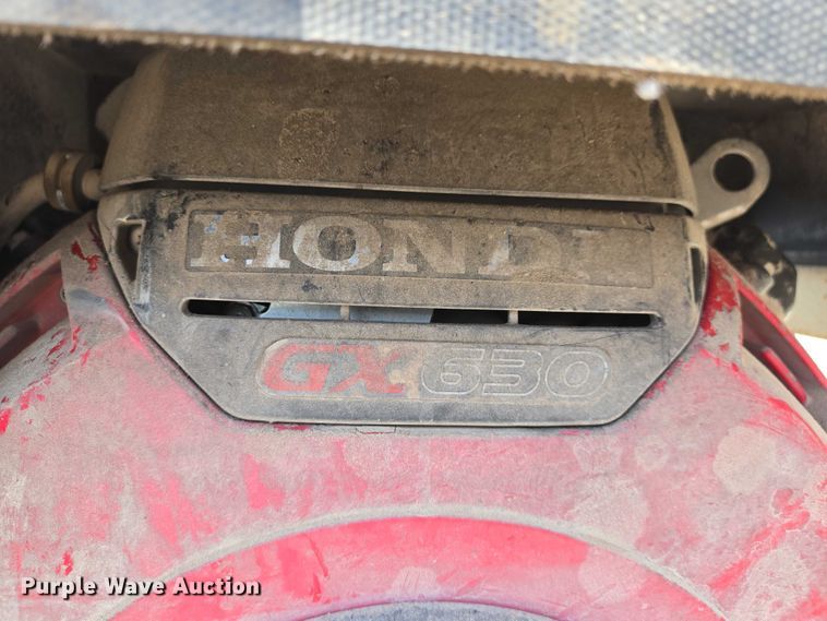 image for item DW7080 2009 Larson reel trailer