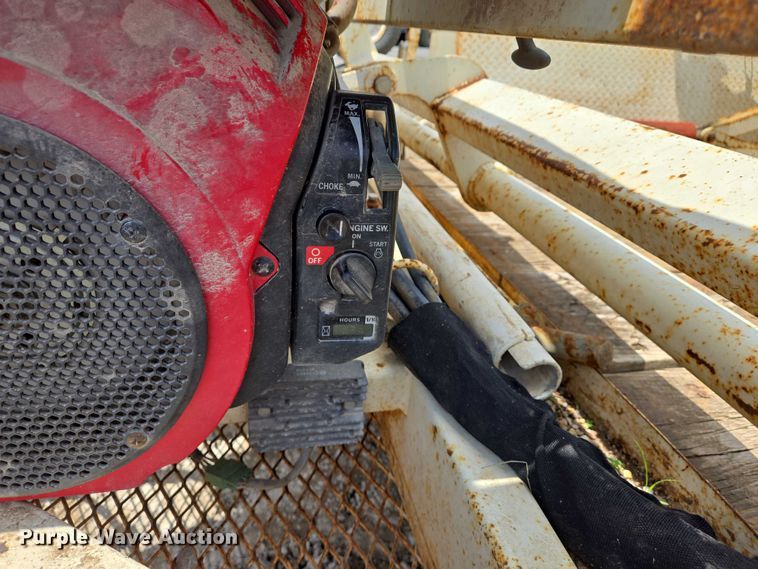 image for item DW7080 2009 Larson reel trailer