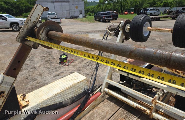 image for item DW7080 2009 Larson reel trailer