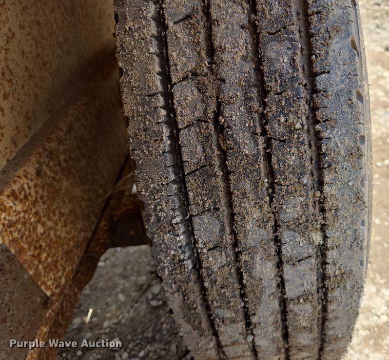 image for item DW7080 2009 Larson reel trailer