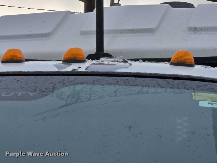 image for item DW7082 2009 Ford  F750 Super Duty XLT hydrovac truck