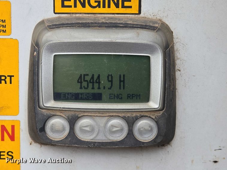 image for item DW7082 2009 Ford  F750 Super Duty XLT hydrovac truck