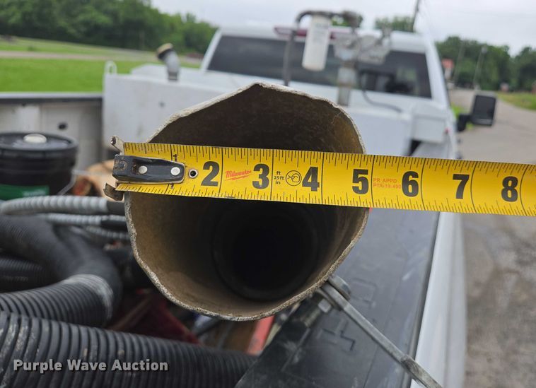 image for item DW7082 2009 Ford  F750 Super Duty XLT hydrovac truck