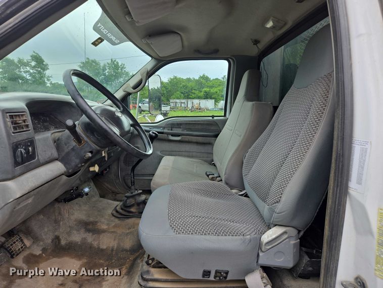 image for item DW7082 2009 Ford  F750 Super Duty XLT hydrovac truck