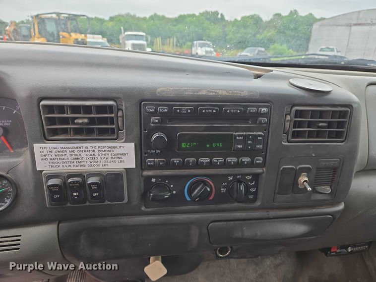 image for item DW7082 2009 Ford  F750 Super Duty XLT hydrovac truck