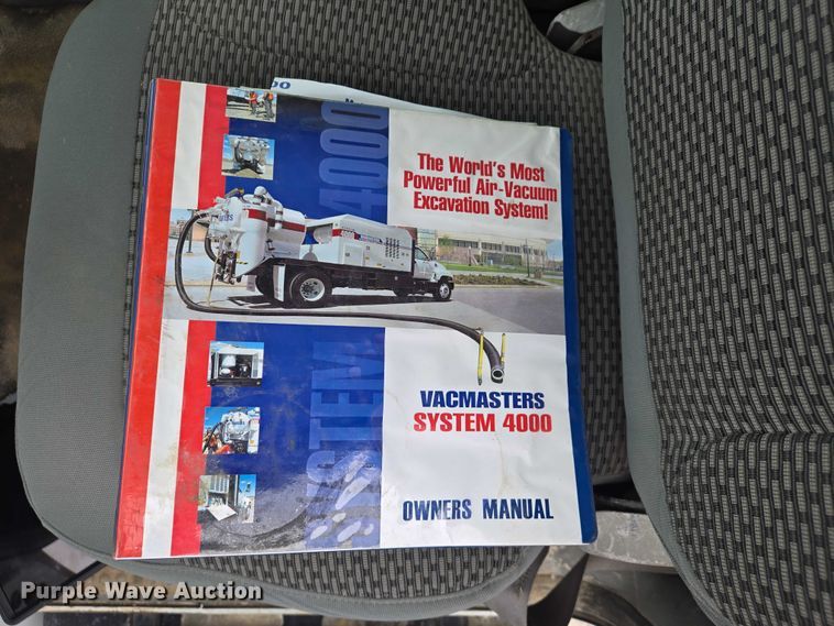 image for item DW7082 2009 Ford  F750 Super Duty XLT hydrovac truck