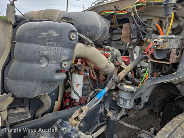 image for item DW7082 2009 Ford  F750 Super Duty XLT hydrovac truck