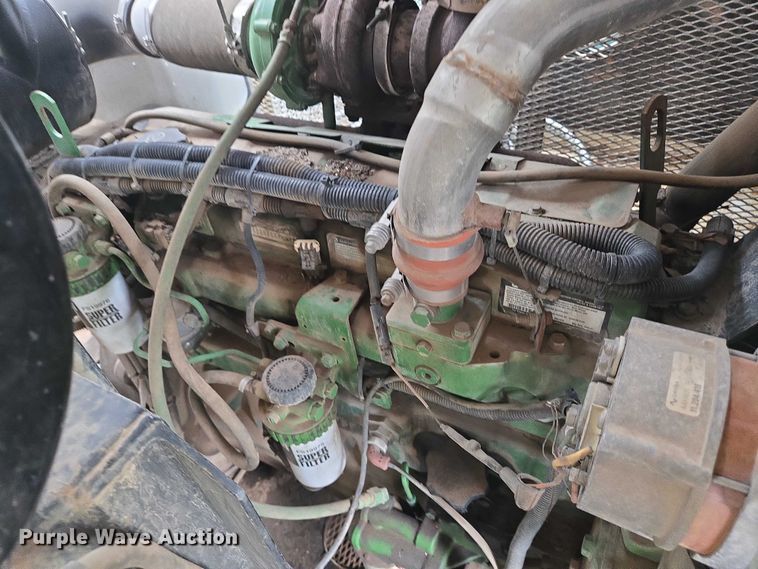 image for item DW7082 2009 Ford  F750 Super Duty XLT hydrovac truck