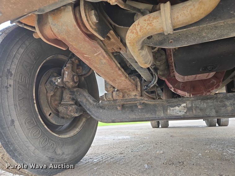 image for item DW7082 2009 Ford  F750 Super Duty XLT hydrovac truck