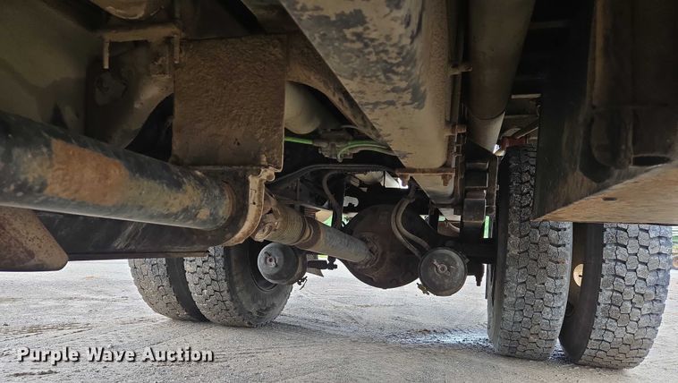 image for item DW7082 2009 Ford  F750 Super Duty XLT hydrovac truck