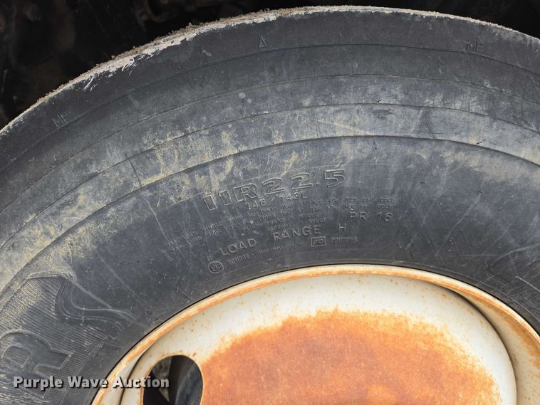 image for item DW7082 2009 Ford  F750 Super Duty XLT hydrovac truck