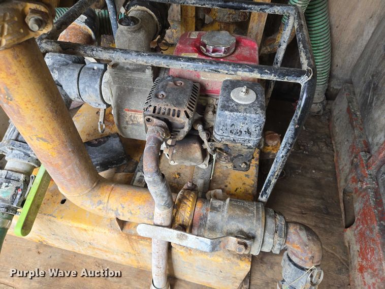 image for item DW7083 1993 International  4900  box truck