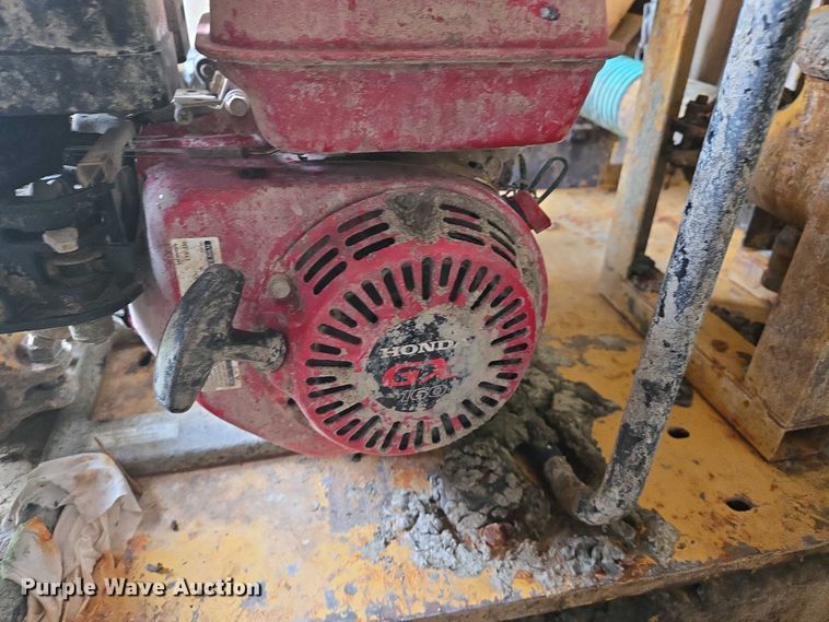 image for item DW7083 1993 International  4900  box truck