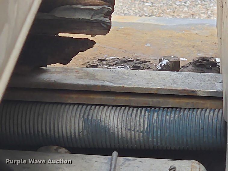 image for item DW7083 1993 International  4900  box truck