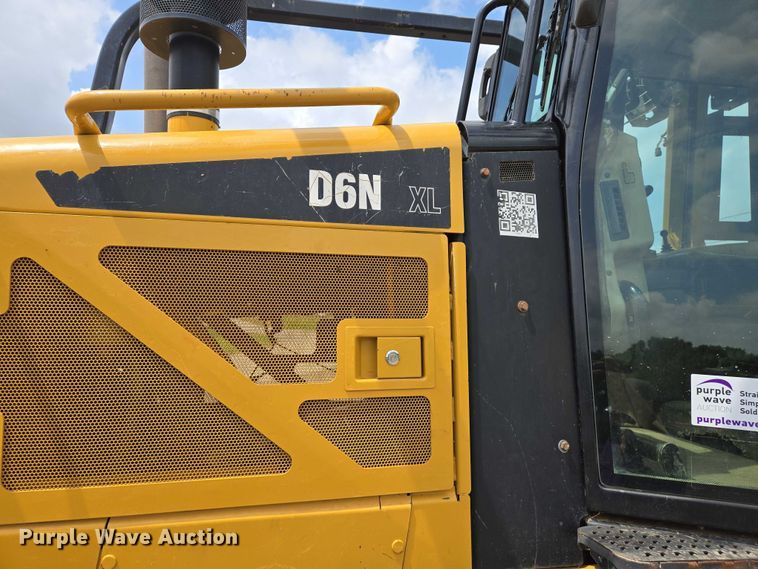 image for item DW7086 2015 Caterpillar  D6N XL dozer