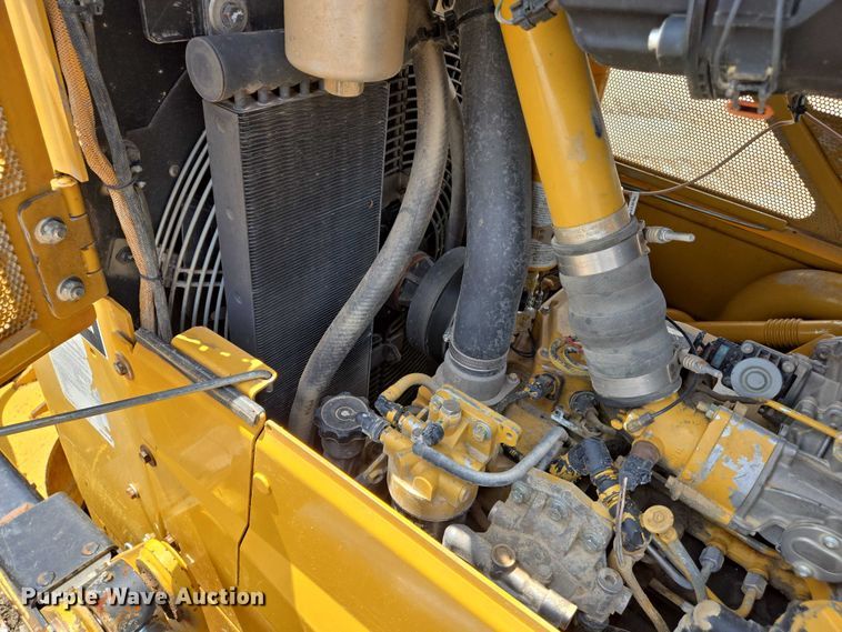 image for item DW7086 2015 Caterpillar  D6N XL dozer