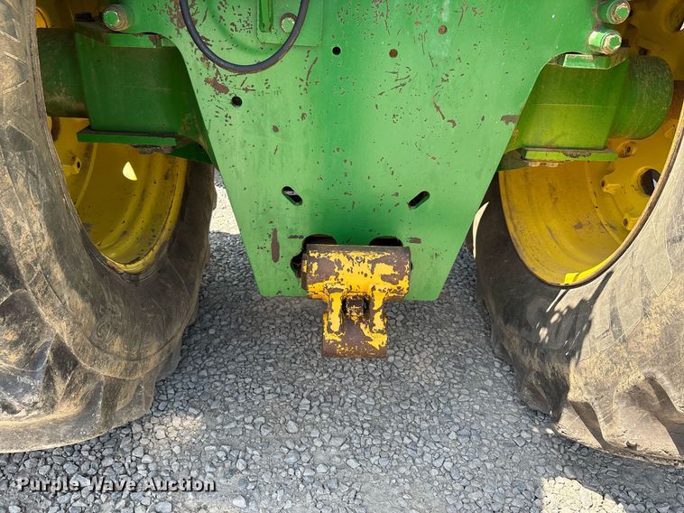 image for item DW7105 2013 John Deere 9560R Scraper Special 4WD tractor
