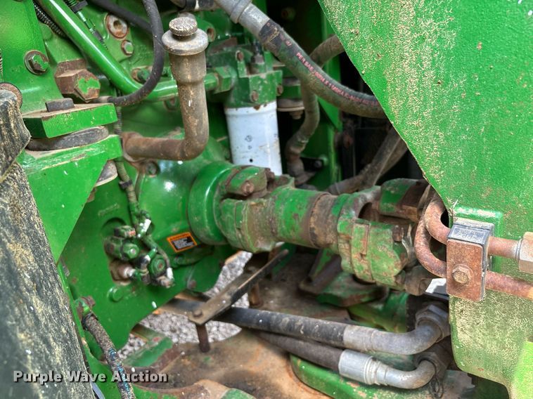 image for item DW7105 2013 John Deere 9560R Scraper Special 4WD tractor