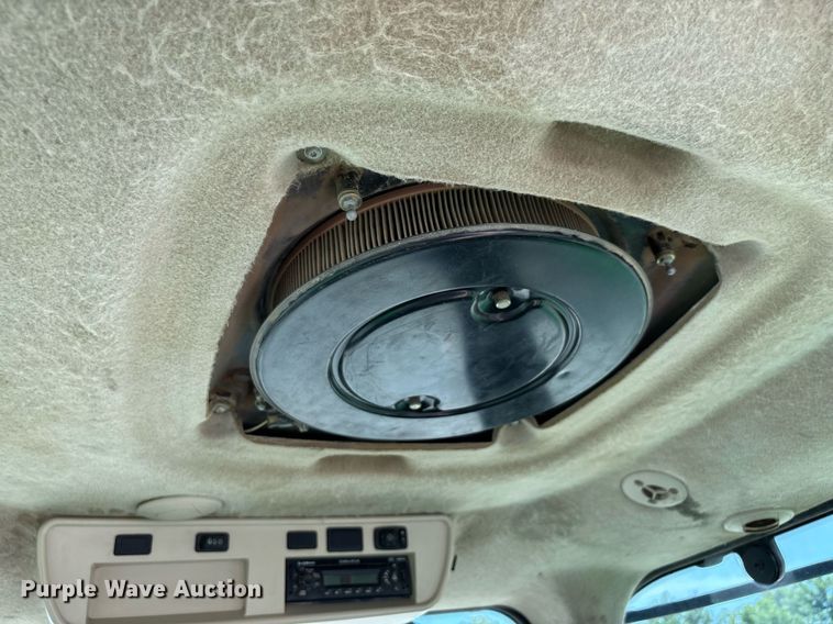 image for item DW7105 2013 John Deere 9560R Scraper Special 4WD tractor