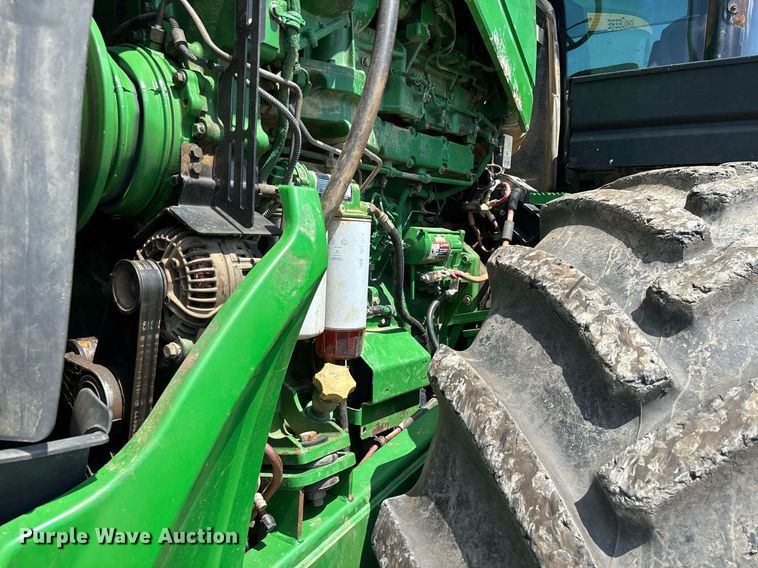 image for item DW7105 2013 John Deere 9560R Scraper Special 4WD tractor