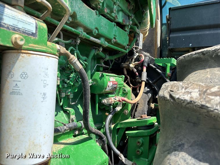 image for item DW7105 2013 John Deere 9560R Scraper Special 4WD tractor