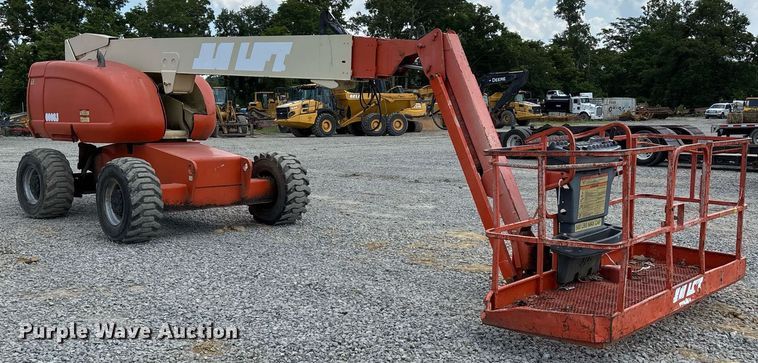 image for item DW7107 2001 JLG 600 SJ boom lift