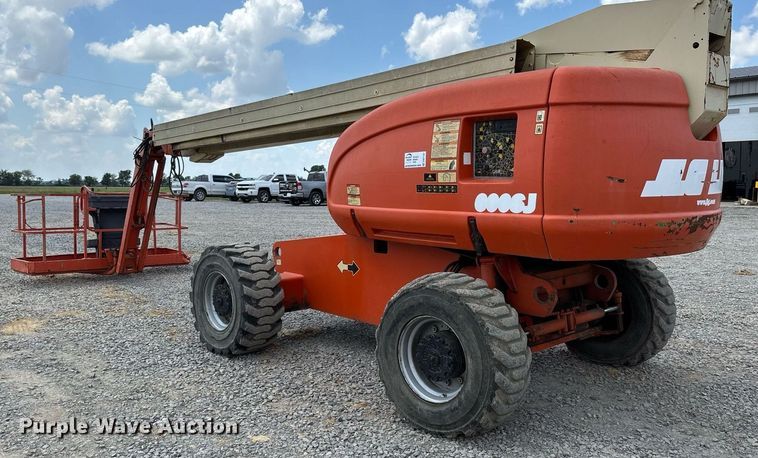 image for item DW7107 2001 JLG 600 SJ boom lift