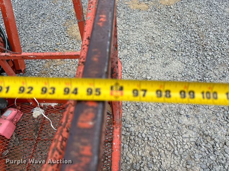 image for item DW7107 2001 JLG 600 SJ boom lift