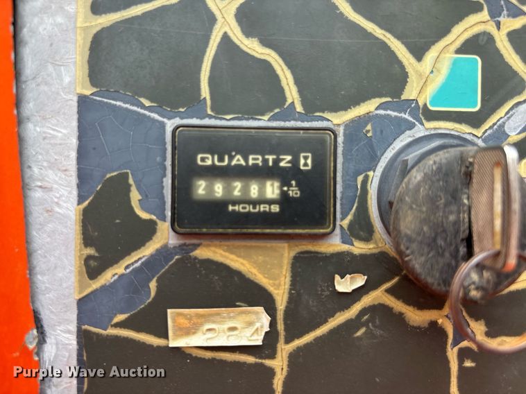 image for item DW7107 2001 JLG 600 SJ boom lift