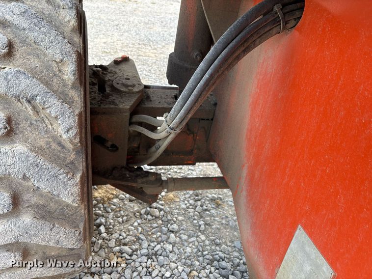 image for item DW7107 2001 JLG 600 SJ boom lift