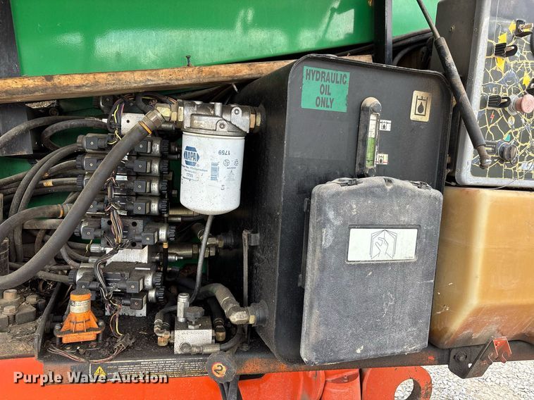 image for item DW7107 2001 JLG 600 SJ boom lift