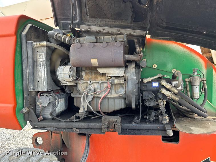 image for item DW7107 2001 JLG 600 SJ boom lift