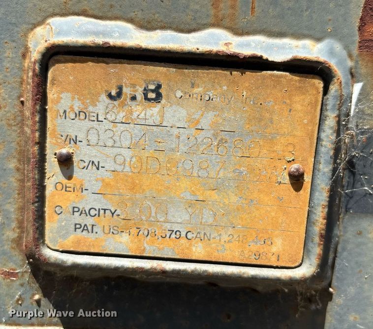 image for item DW7109 JRB 624J wheel loader bucket