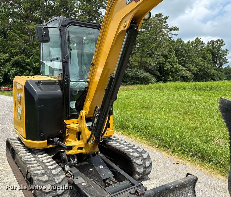 image for item DW7120 2023 Caterpillar 304 mini excavator