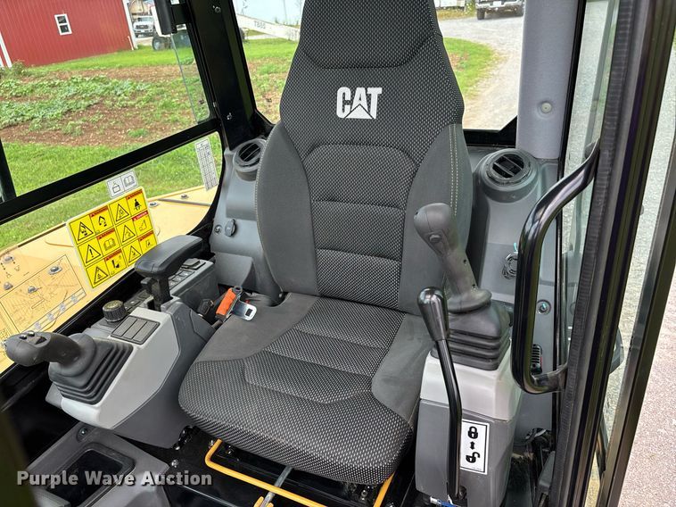 image for item DW7120 2023 Caterpillar 304 mini excavator