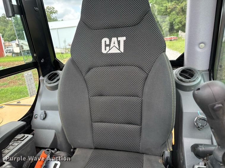 image for item DW7120 2023 Caterpillar 304 mini excavator