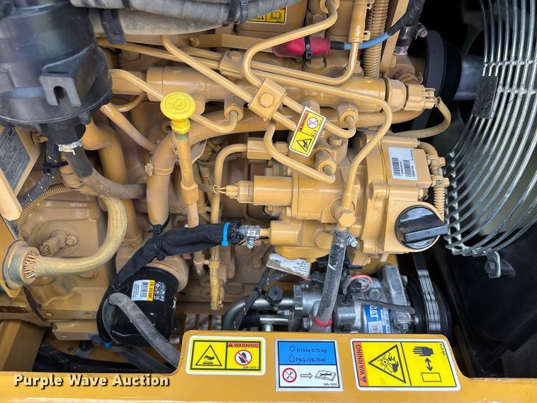 image for item DW7120 2023 Caterpillar 304 mini excavator