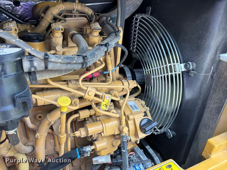 image for item DW7120 2023 Caterpillar 304 mini excavator