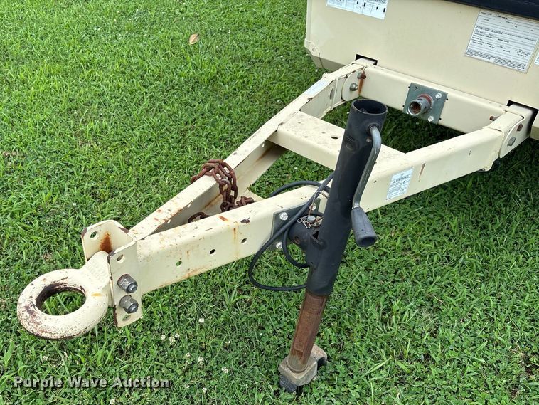 image for item DW7122 2002 Ingersoll Rand P185WIR air compressor