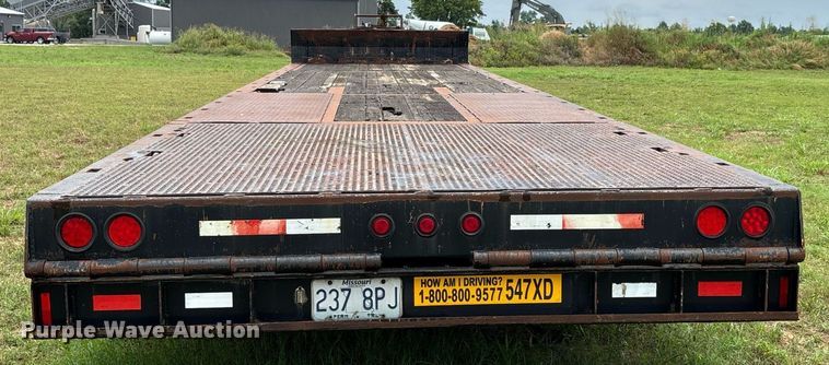 image for item DW7128 2007 Trail King drop deck hydraulic tail equipment trailer
