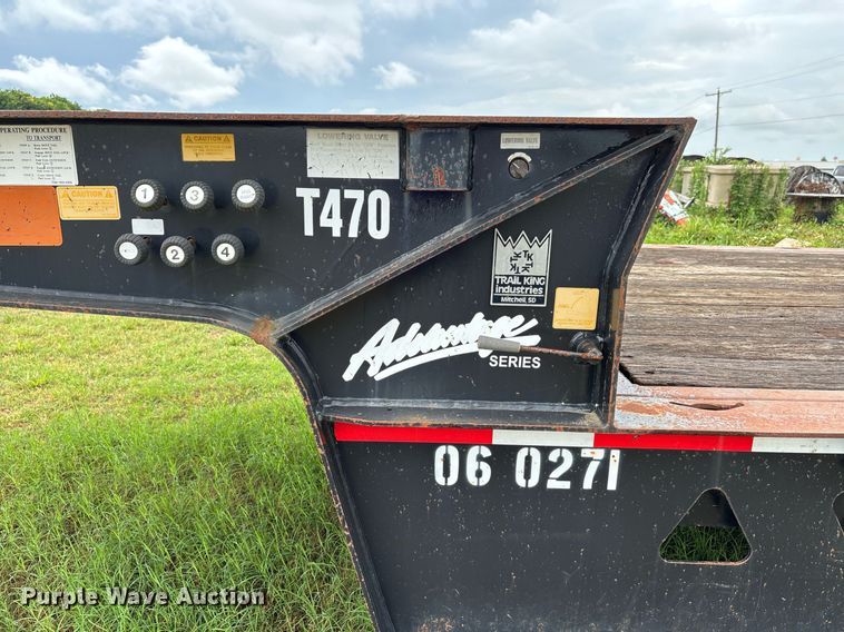 image for item DW7128 2007 Trail King drop deck hydraulic tail equipment trailer