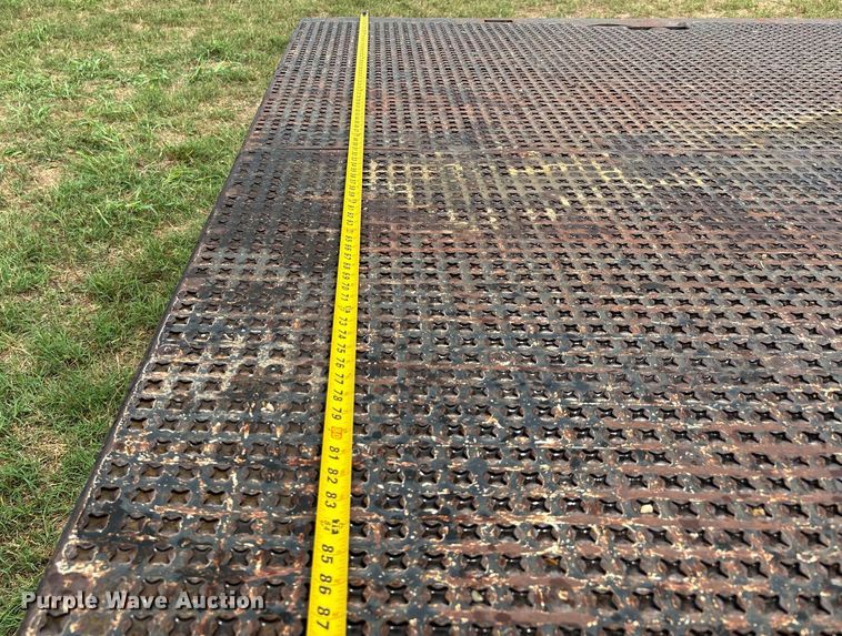 image for item DW7128 2007 Trail King drop deck hydraulic tail equipment trailer