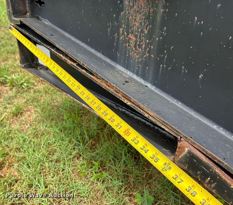 image for item DW7128 2007 Trail King drop deck hydraulic tail equipment trailer