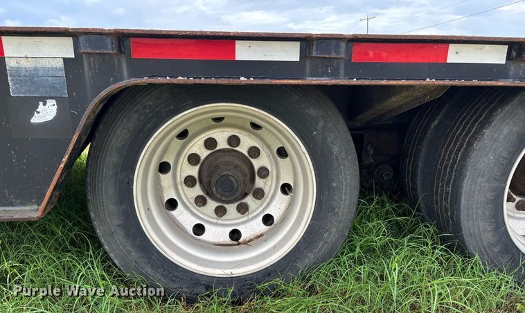 image for item DW7128 2007 Trail King drop deck hydraulic tail equipment trailer