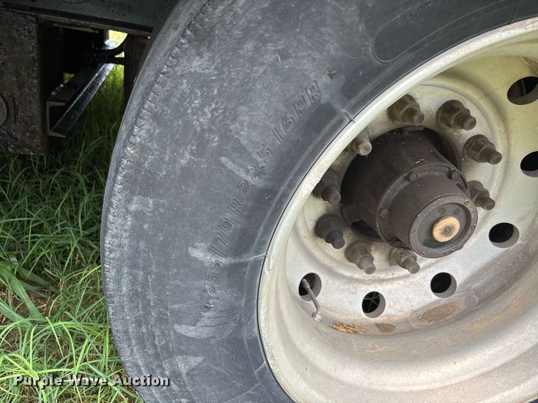 image for item DW7128 2007 Trail King drop deck hydraulic tail equipment trailer