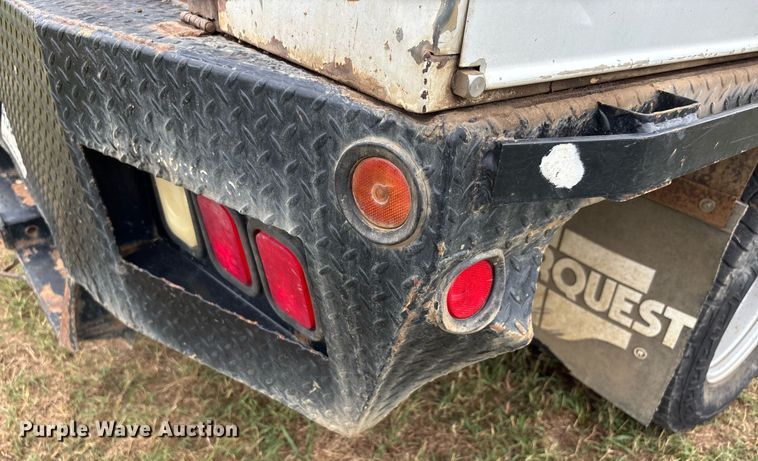 image for item DW7130 2012 Ford F350 Super Duty XL Crew Cab flatbed pickup truck