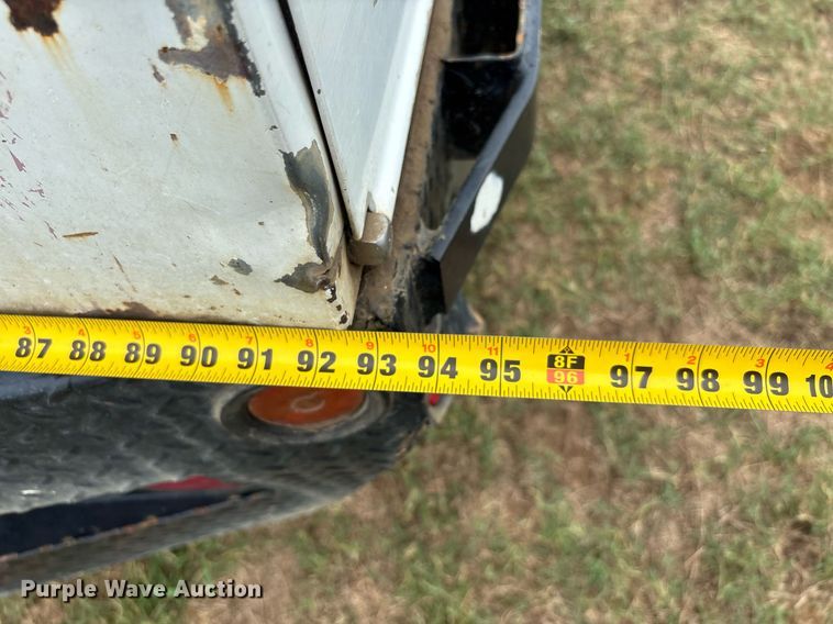 image for item DW7130 2012 Ford F350 Super Duty XL Crew Cab flatbed pickup truck