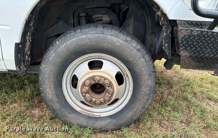 image for item DW7131 2016 Dodge Ram 3500 Crew Cab utility bed pickup truck