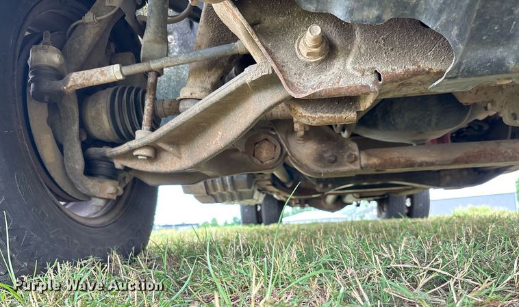 image for item DW7134 2018 Chevrolet Silverado 3500HD Crew Cab utility bed pickup truck